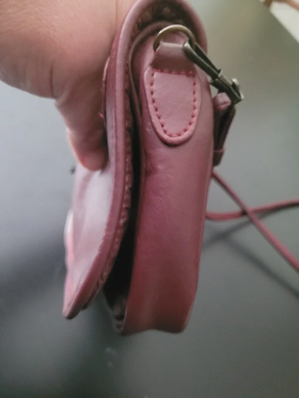 Pacific Connections Women's Burgundy Clutch/Crossbody Bag